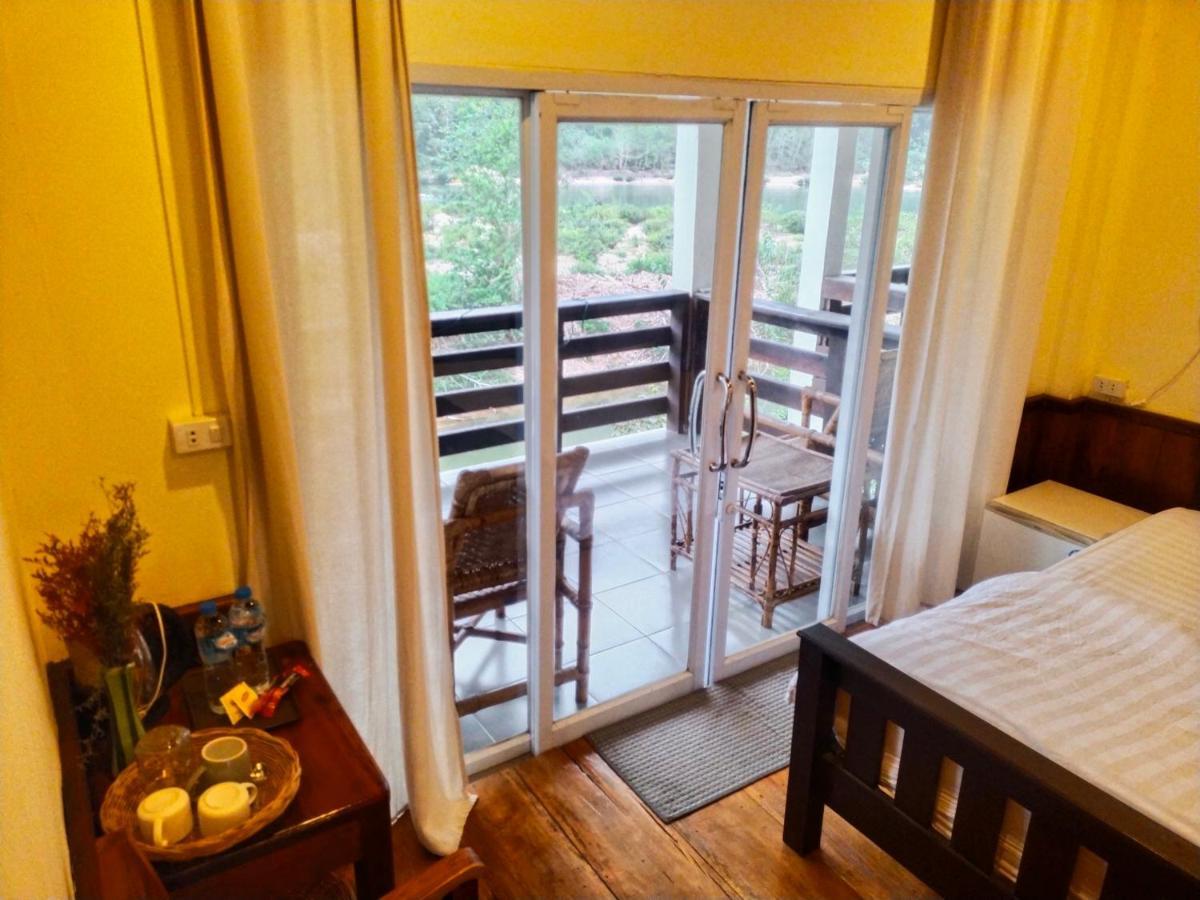 Pdv Guesthouse Muang Ngoi Esterno foto