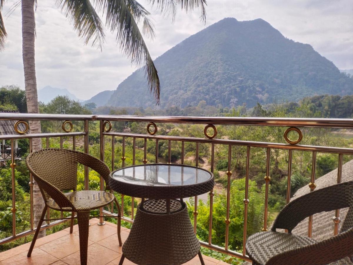 Pdv Guesthouse Muang Ngoi Esterno foto